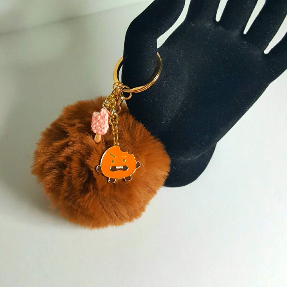 Big Fluffy Shooky Theme Keychain